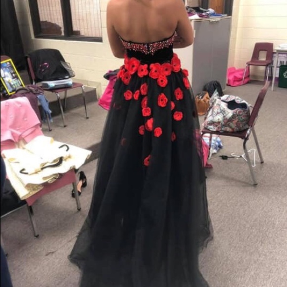 Gorgeous black velvet gown with detachable skirt